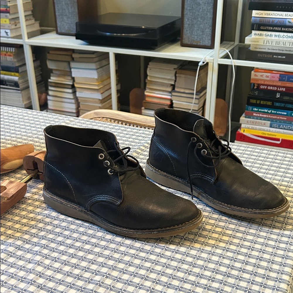 Weekender Red Wing Black Chukka 8.5D 3320
